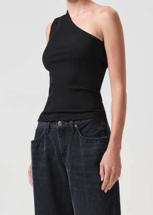 AGOLDEYasmin Asymmetric Tank - Black 5 AGOLDEYasmin Asymmetric Tank - Black - Image 3