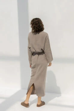 Black CraneLoose Top - Light Stone 11 Black CraneLoose Top - Light Stone -CYNTHIA Clothing Shop BLACK CRANE LOOSE TOP LIGHT STONE 20221028070833 4