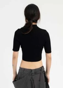 Hyein SeoKNITTED CROP TOP - BLACK -CYNTHIA Clothing Shop BLACK KNITTED CROP TOP 20231022232241
