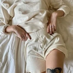 ESSER STUDIOBamboo Ribbed Knit Shorts Beur - White -CYNTHIA Clothing Shop Bamboo ribbed knit shorts Beur White 20221207013950 1