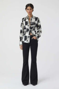 ClosedClassy Silk Blouse - Black 12 ClosedClassy Silk Blouse - Black -CYNTHIA Clothing Shop CLOSED Classy Silk Blouse Black 20231012233355