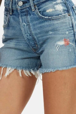 MOUSSYCalumet Shorts - Blue 10 MOUSSYCalumet Shorts - Blue -CYNTHIA Clothing Shop Calumet Shorts Blue 20220811043550 1