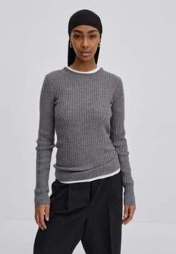 Bridgette HerskindMerino Wool Camb Blouse - Black -CYNTHIA Clothing Shop Camb Blouse Merino Wool Black 20231013215113