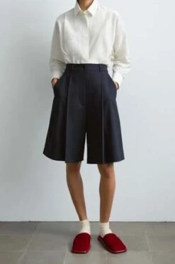 CorderaTailoring Bermuda Shorts - Night 11 CorderaTailoring Bermuda Shorts - Night -CYNTHIA Clothing Shop Cordera Tailoring Bermuda Shorts Night 20230709093830 2