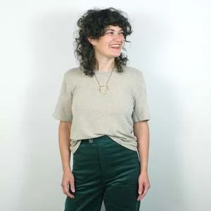 Velouria BoutiqueDakota 100% Hemp Cropped Tee - Canvas 3 Velouria BoutiqueDakota 100% Hemp Cropped Tee - Canvas