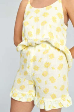 HelmstedtMira Shorts - Sunflower Field -CYNTHIA Clothing Shop Helmstedt Mira Shorts Sunflower Field 20220610002610 1