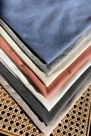 Le Bon ShoppeHer Tee - Classic White 6 Le Bon ShoppeHer Tee - Classic White - Image 4