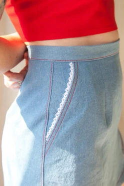 Hannah IsoldeJESSICA Skirt - Denim 9 Hannah IsoldeJESSICA Skirt - Denim -CYNTHIA Clothing Shop JESSICA Skirt Denim 20230421183316 2