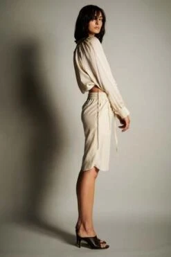 KES NYCTime Out Silk Bermuda - Limestone -CYNTHIA Clothing Shop KES Time Out Silk Bermuda Limestone 20220623042304 1