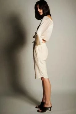 KES NYCTime Out Silk Bermuda - Limestone -CYNTHIA Clothing Shop KES Time Out Silk Bermuda Limestone 20220623042304 3