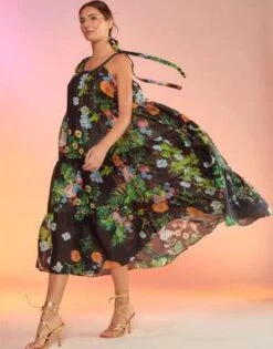 CYNTHIA ROWLEYLayla Linen Halter Dress -CYNTHIA Clothing Shop Layla Linen Halter Dress 20230328225031 2