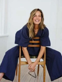 MAMÈNELinen Throw On Top - Navy -CYNTHIA Clothing Shop Linen Throw on Top Navy 20231026021400 1
