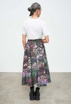 KowtowLucia Skirt - Garden Book 12 KowtowLucia Skirt - Garden Book -CYNTHIA Clothing Shop Lucia Skirt Garden Book 20220818202138