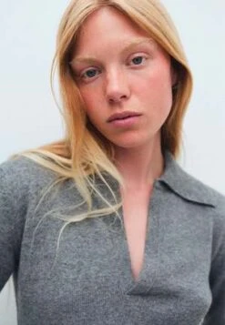 GimaguasMarco Polo Top - Grey -CYNTHIA Clothing Shop Marco Polo Top Grey 20231024214638 1