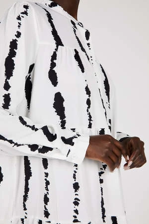 Intentionally BlankNaomi Dress - Black/White 4 Intentionally BlankNaomi Dress - Black/White - Image 2