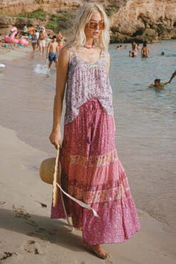 SPELL & THE GYPSY COLLECTIVESienna Maxi Skirt - Fuschia