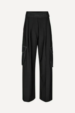 Stine GoyaCairo Cargo Pant - Black 13 Stine GoyaCairo Cargo Pant - Black -CYNTHIA Clothing Shop Stine Goya Cairo Cargo Pant Black 20231014005244
