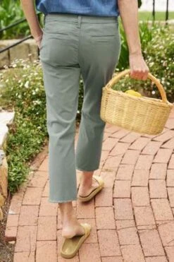 Frank & EileenWicklow Italian Chino - Rosemary 8 Frank & EileenWicklow Italian Chino - Rosemary -CYNTHIA Clothing Shop Wicklow Italian Rosemary Chino 20230609214404