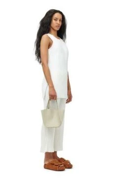 Simon MillerWide Crop Rib Alder Pant - Macadamia -CYNTHIA Clothing Shop Wide Crop Rib Alder Pant in Macadamia 20231025224826