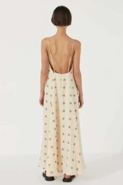 Zulu & ZephyrLinen Dress | Stone Daisy -CYNTHIA Clothing Shop Zulu Zephyr Linen Dress Stone Daisy 20230329234338